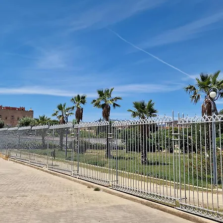 La Casa Di Naele Apartment *